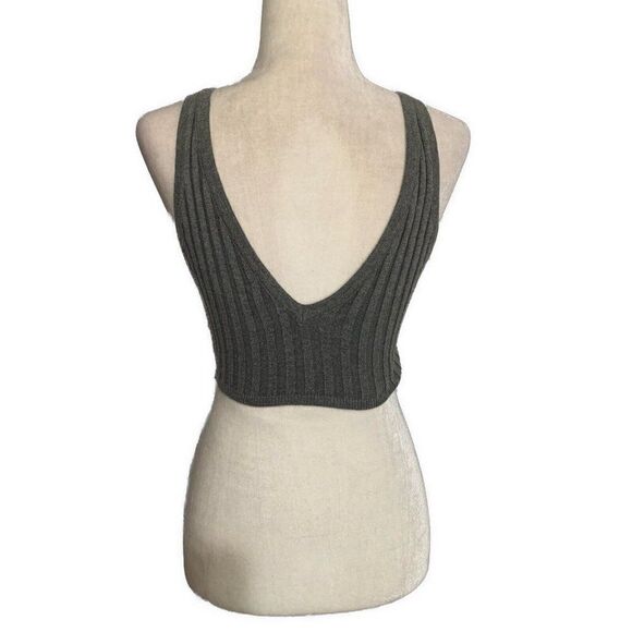 Cotton Candy Womens Solid Gray Crop Ribbed Knit Sweater Tank Top Small - Picture 2 of 4